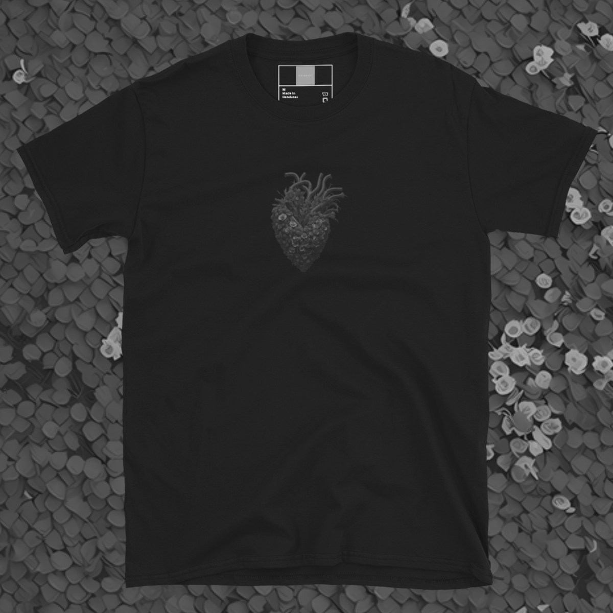 FLOWERS HEART - SOFTSTYLE T-SHIRT